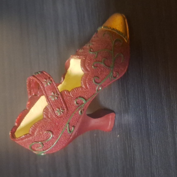 Ceramic decorative shoes - Picture 4 of 4